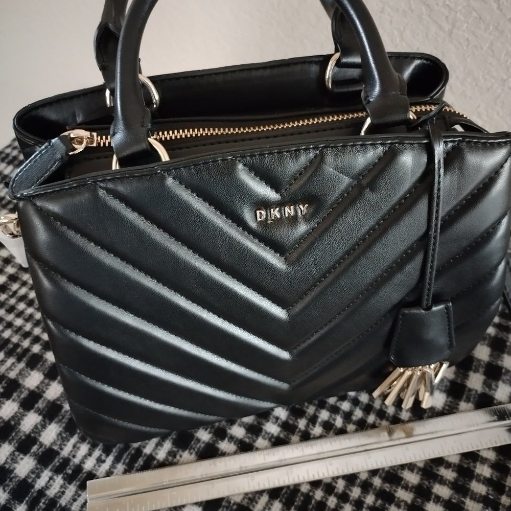 NWT DKNY Paige Satchel Handbag/Crossbody Bag Black/Gold MSRP $198.